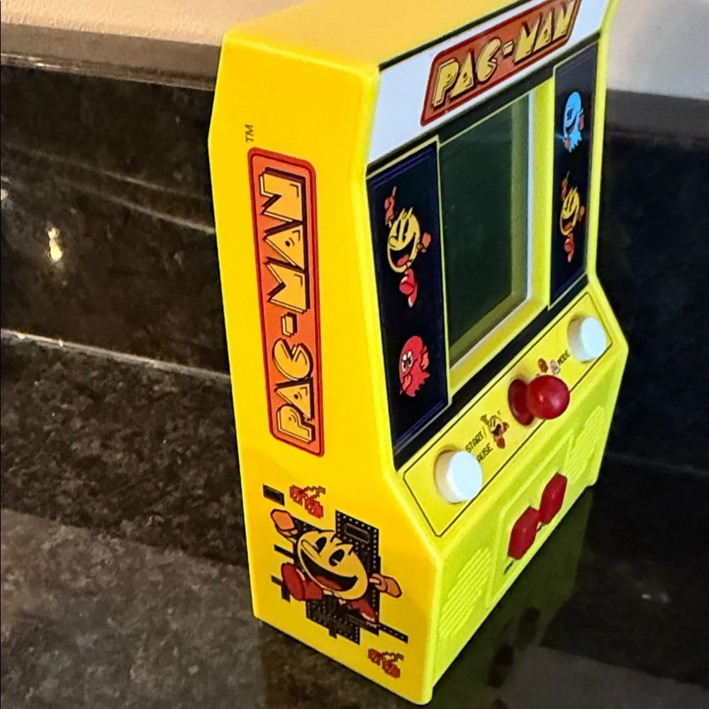 Pac Man Retro Handheld Arcade Game - Yellow Tested Works Bandai Namco